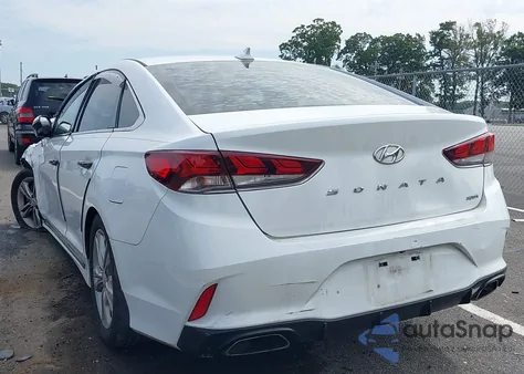 2018 Hyundai Sonata Sport+ z USA, uszkodzony, nr VIN 5NPE34AF7JH716096
